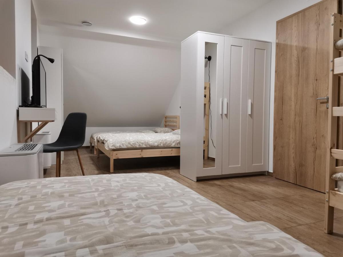 Pubyland & Apartment *